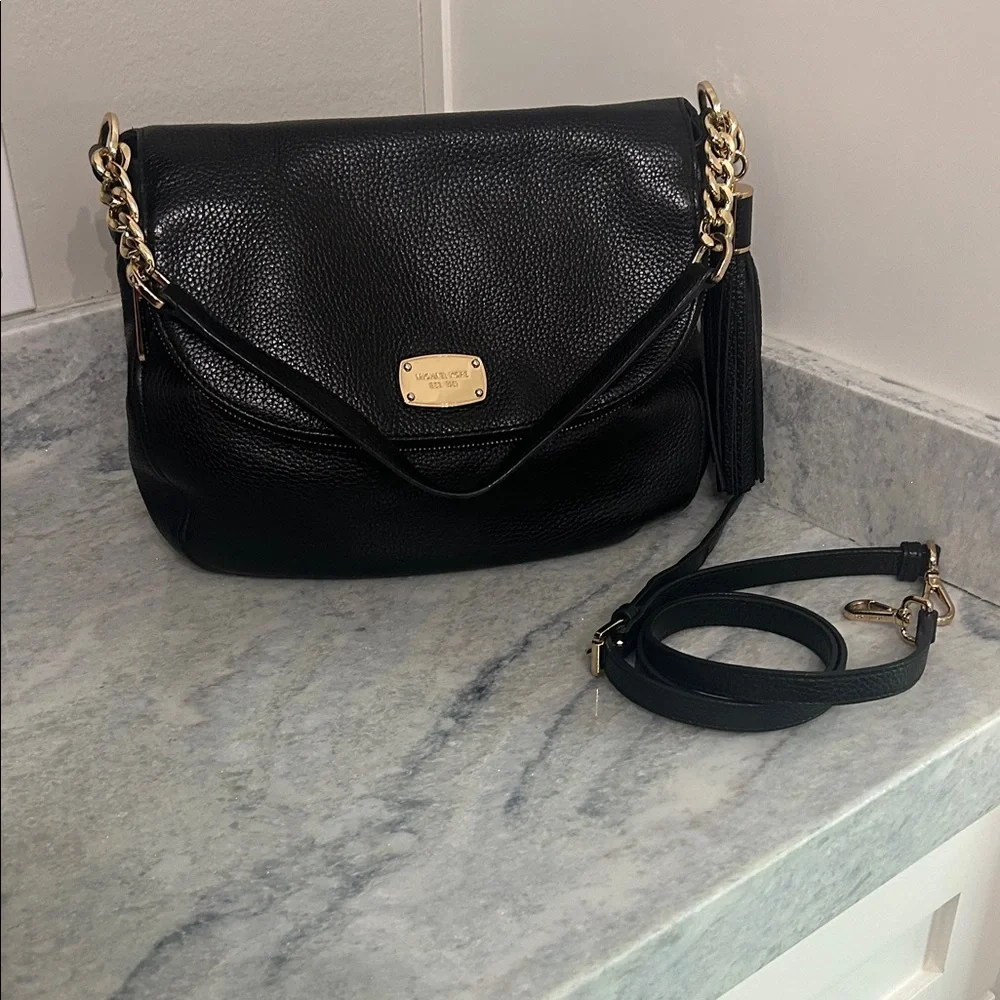 Michael Kors Black Pebbled Leather Crossbody with Gold Hardware - Picture 3 of 16